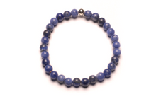 Load image into Gallery viewer, Kyanite